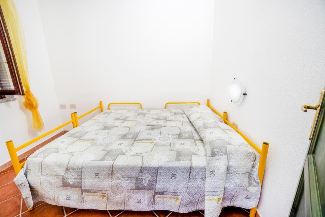 Domus Maiori Lt - Pms Casevacanze บูโดนี ภายนอก รูปภาพ